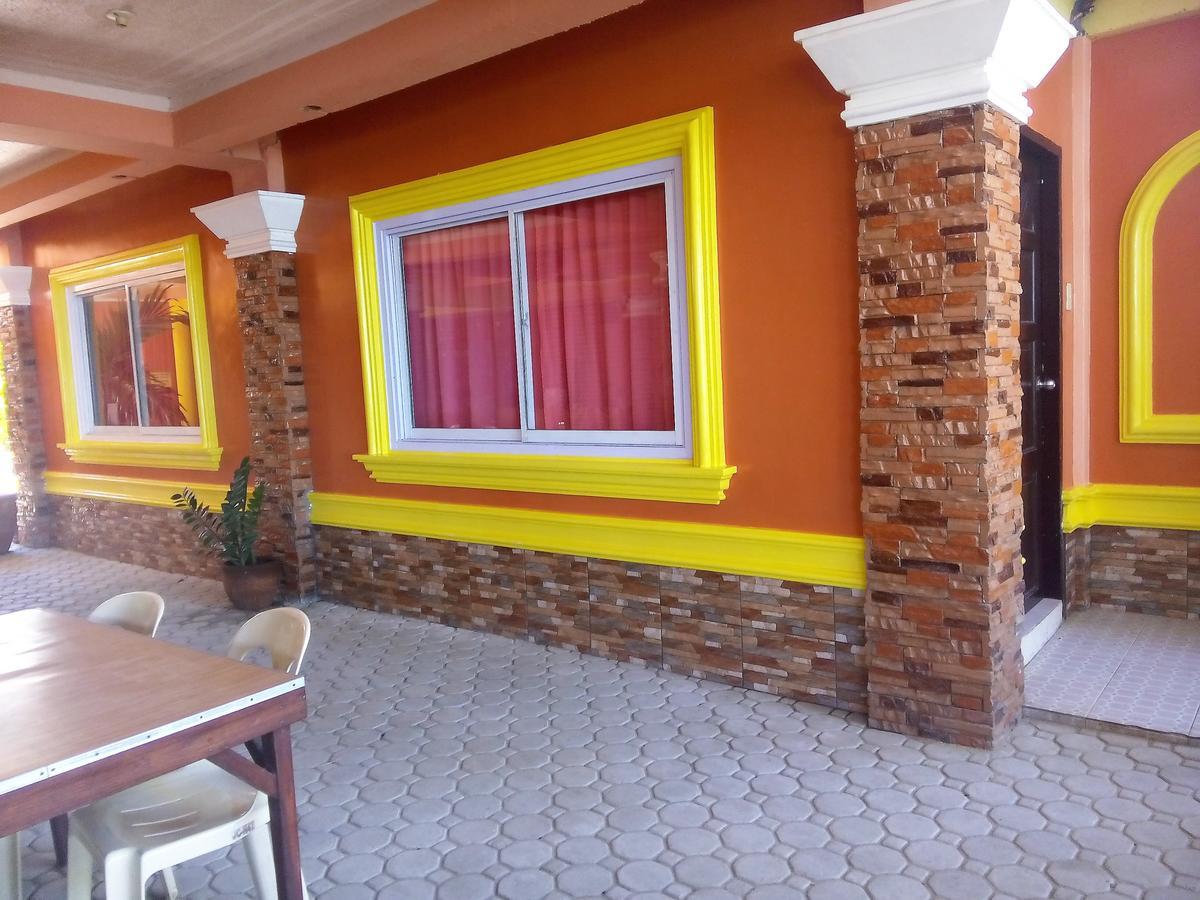 Jun And Carol Beach Cottages Pagudpud Bagian luar foto